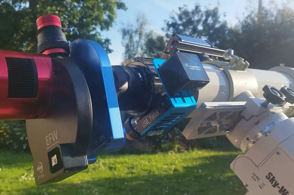 Amélioration du setup (3) : nouvelle caméra et rotateur de champ